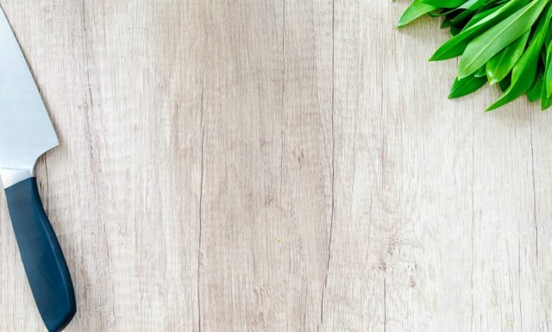 chef recommended cutting board woods