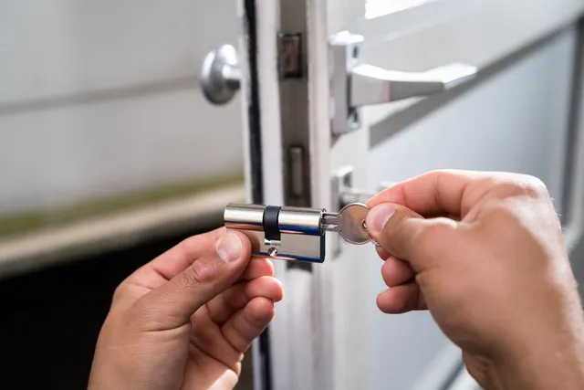 Top Situations Where You Might Need Emergency Locksmith Services