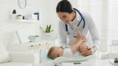 Meet Your Baby’s First Specialist: What a Neonatologist Actually Does